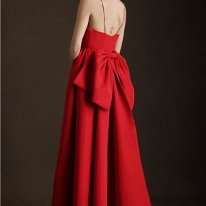 Sachin and babi Hadley v neck back bow empire gown